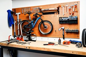 Atelier vélo à la maison : l'équipement indispensable pour la réparation