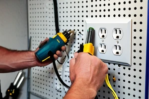 Installer des prises électriques supplémentaires : normes et conseils pour l'atelier